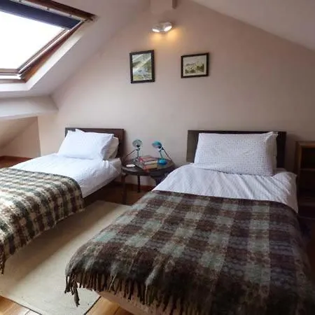 2 West View Holiday home Holker