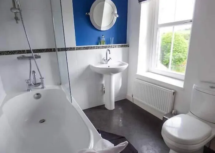 2 West View 度假居 Holker